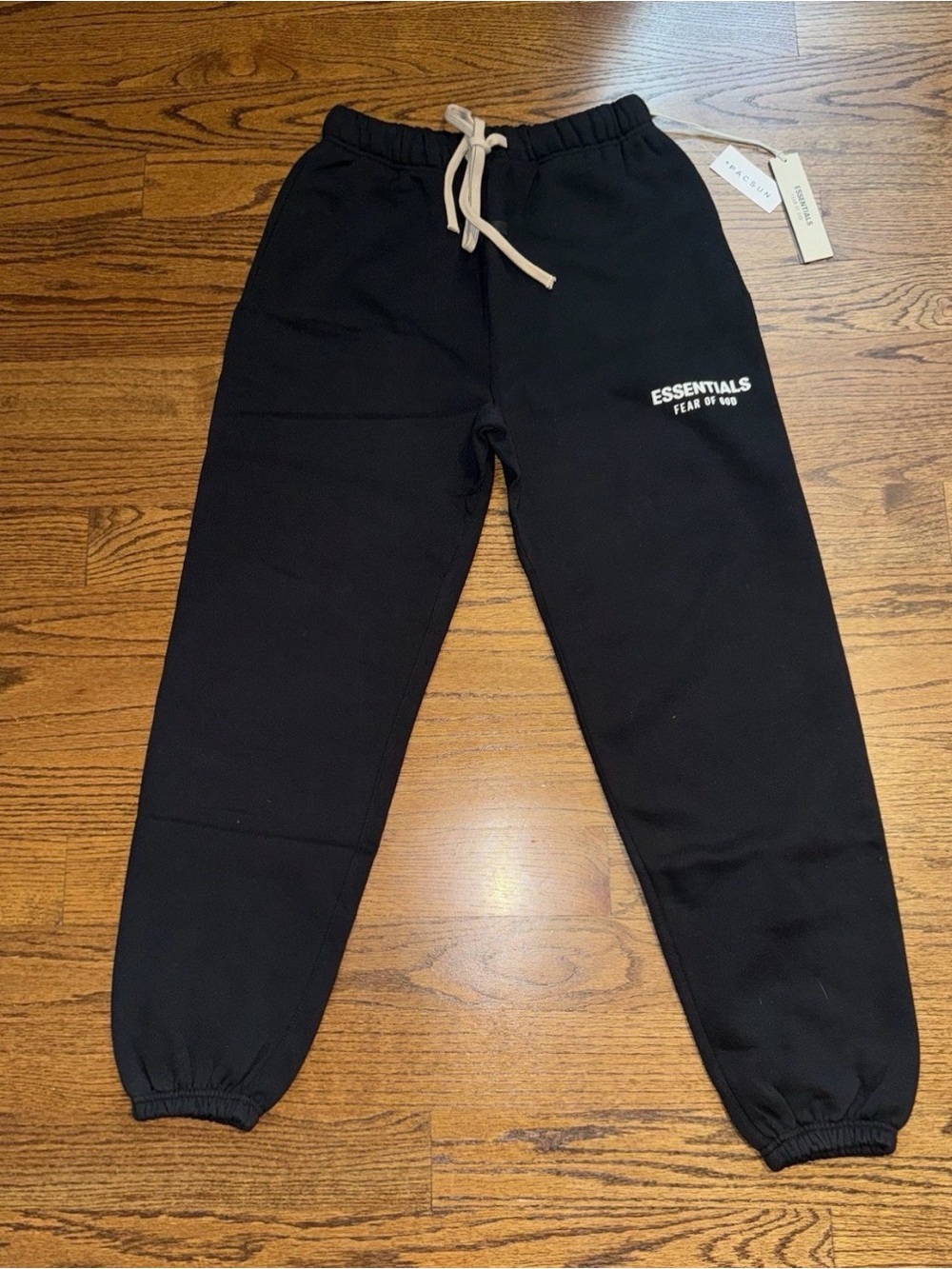 NEW Essentials Fear Of God FW24 Black Cuffed Sweatpants - Sizes S and M